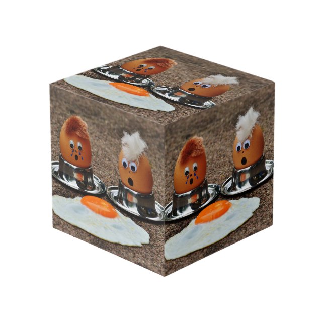 Frische Eier Würfel (Vorderseite Schrägansicht)