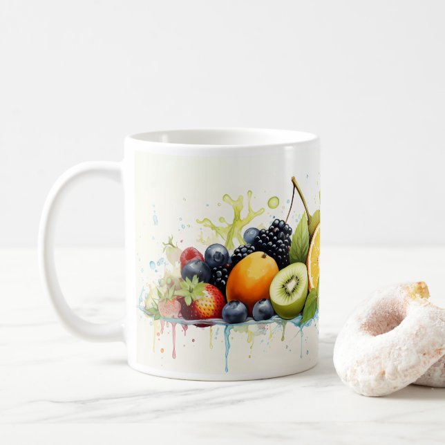 Frische Früchte auf Ihrer Tasse (Mit Donut)