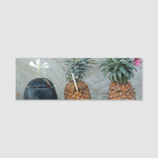 frische gesunde Ananas Namensschild