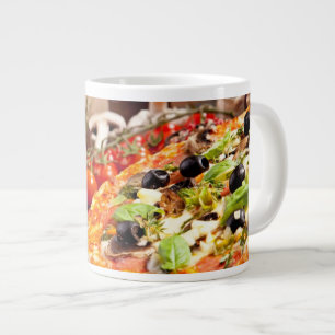 Frische italienische Pizza Jumbo-Tasse