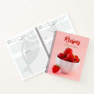 Frische rote Erdbeeren auf rosa Foto Rezepte Notizbuch