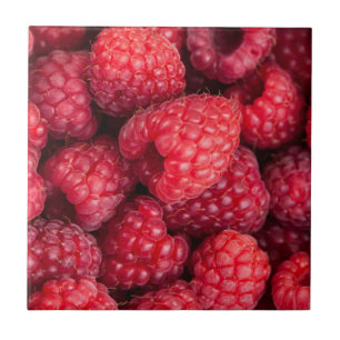 Frische rote Himbeeren Fliese