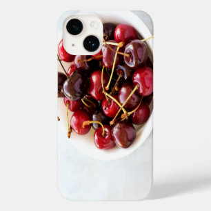 Frische rote Kirschen in einer Schüssel Fotografie Case-Mate iPhone 14 Hülle