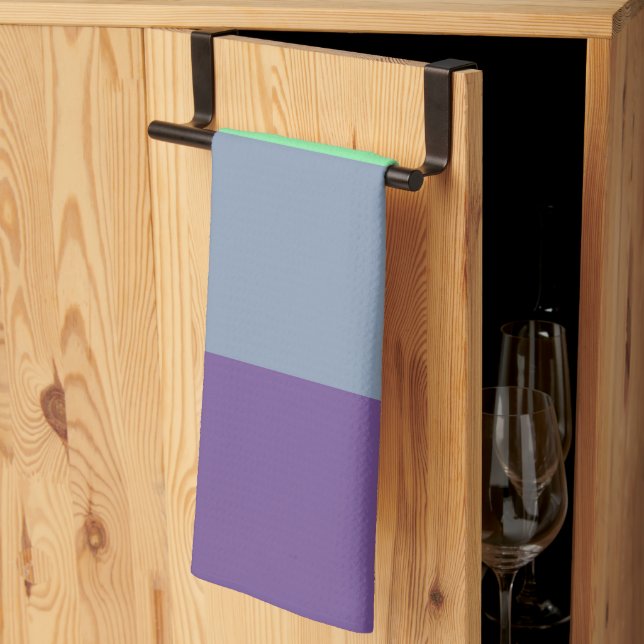 Frische Streifen: Zeitgenössisches Handtuch mit Mu (Drittel gefaltet)