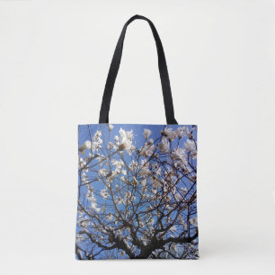 Frische und helle Tote Tag - blauer Himmel