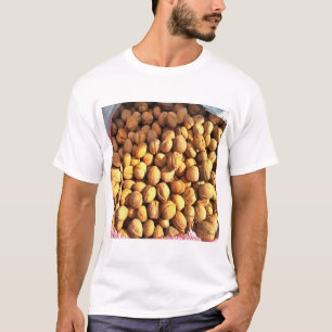 Frische Walnüsse Hyperrealistische Malerei T-Shirt