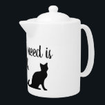 Frischer Teekanne mit niedlicher KatzenSilhouette<br><div class="desc">Feiner Teekanne mit niedlicher Silhouette für schwarze Katzen und humorvollem Zitat.</div>