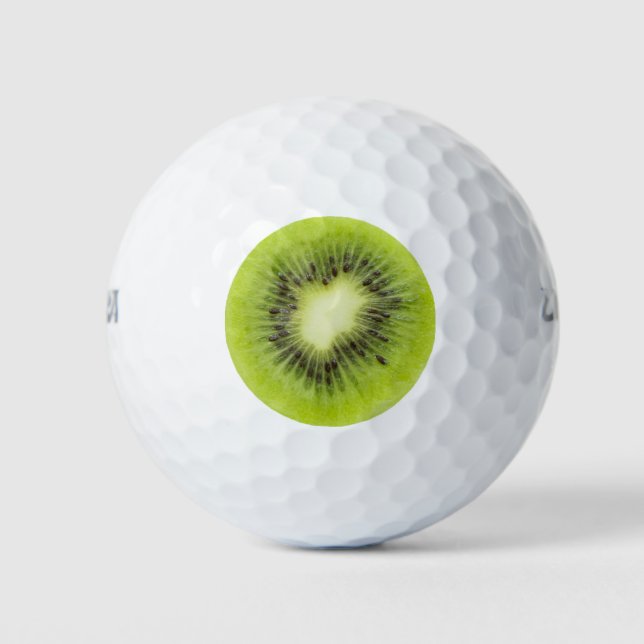 Frisches Kiwi. Runde Scheibe abgeschieden Golfball (Vorderseite)