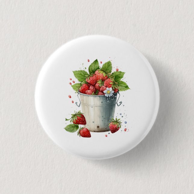 Frischgepflückte Erdbeeren in einem Eimer Button (Vorderseite)