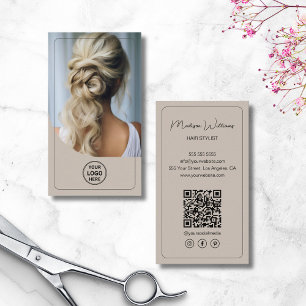Friseur individuelles Logo Foto QR Code Beige Visitenkarte