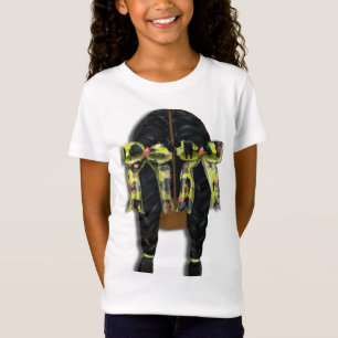 Frisur Geflochtene Zöpfe mit Bändern T-Shirt