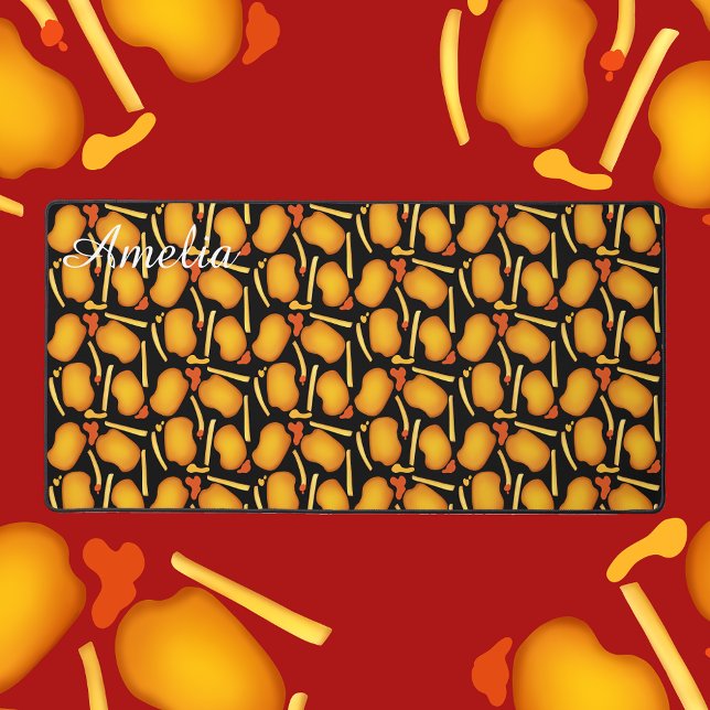 Frittierte Hühnergebisse und Kartoffelfries Schreibtischunterlage (Von Creator hochgeladen)