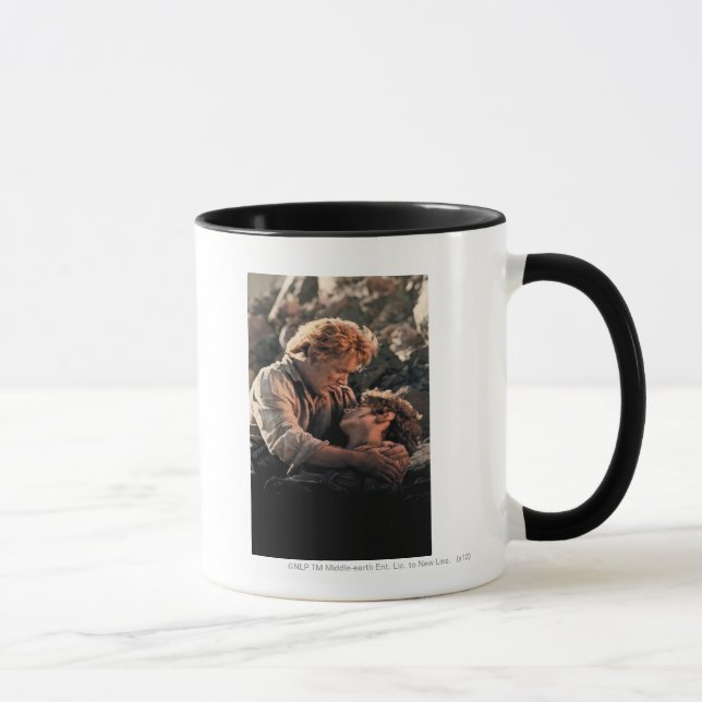 FRODO™ in Samwise-Armen Tasse (Rechts)