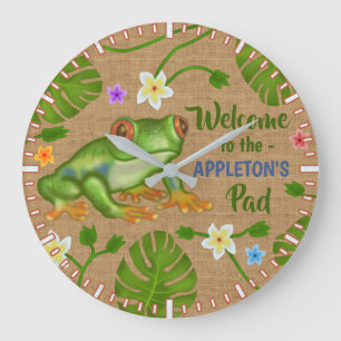 Frog Welcome to the Pad Tropical Personalized Name Große Wanduhr