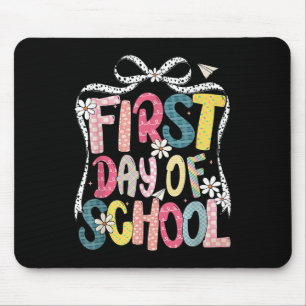 Frohe Erster Schultag Coquette-Bogen Studentin Mousepad