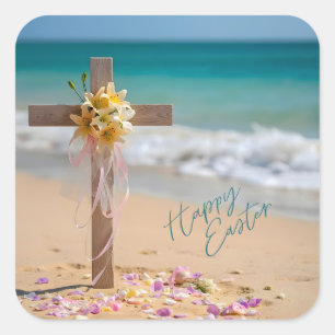 Frohe Ostern Holzkreuz mit Lilien am Strand Quadratischer Aufkleber