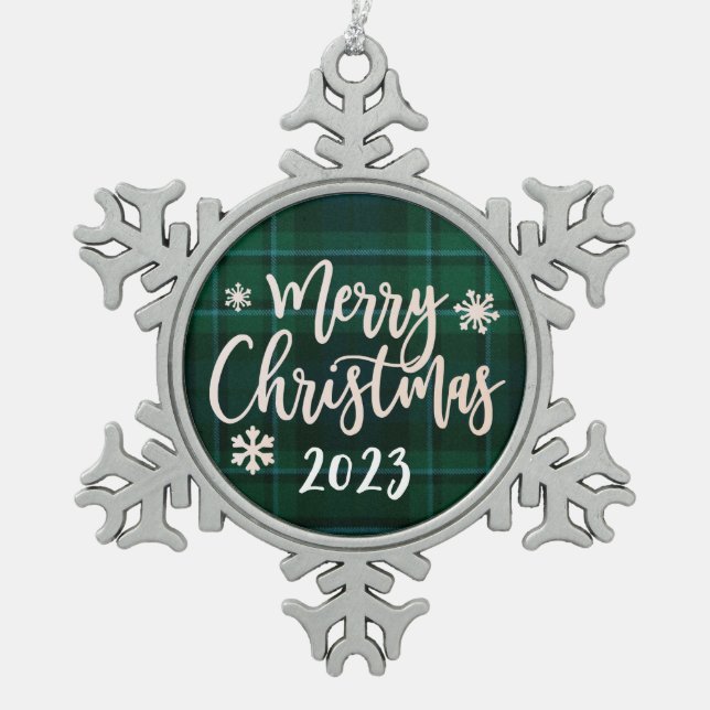Frohe Weihnachten 2023 Grün Kariert Schneeflocken Zinn-Ornament (Vorderseite)