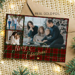 Frohe Weihnachten 3 Fotos elegante Drehbuch rot ka Folien Feiertagskarte<br><div class="desc">Elegante stilvolle Merry Christmas reale goldene Folie klassische Kalligraphie Drehbuch drei Familie Foto Collage rot grün karierte tartan rustikale Luxus-Urlaubskarte mit Ihrem individuellen personalisierten Text auf beiden Seiten.        Die Folienfarbe ist änderbar - Sie können Gold,  Silber oder Rose wählen.</div>
