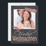 Frohe Weihnachten-Foto-Rahmen und Imitat-Band Feiertagskarte<br><div class="desc">Deutsch thematische Flachkarten - Frohe Weihnachten .. Chalkboard und Foto Rahmen mit Imitaten Klebeband Detail .. X-Mas / Ferien-Flachkarten für Ihre persönlichen Daten mit Ihrem eigenen Foto und Text aus Ricaso</div>