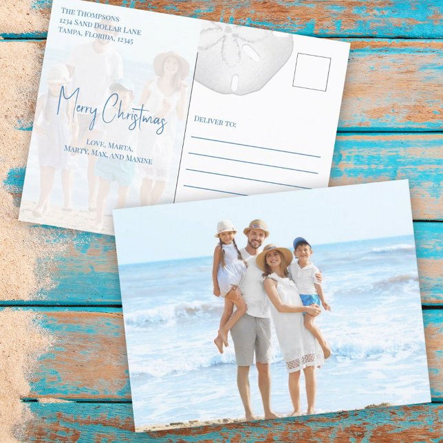 Frohe Weihnachten Moderne einfache Blue Sand Dolla (Holiday Christmas Sand Dollar Beach Typography Postcard.)