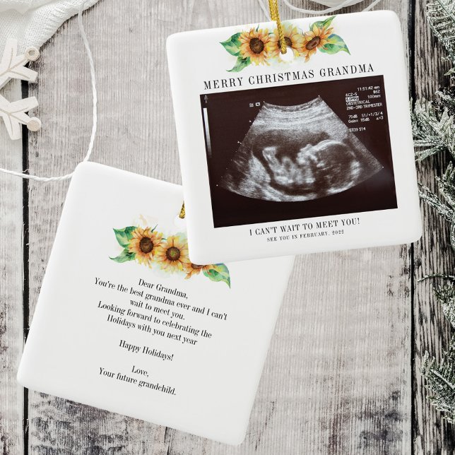 Frohe Weihnachten Oma Sonnenblume Ultrasound Foto Keramikornament (Sunflower Greenery Sonogram Grandma Baby Announcement Ornament)