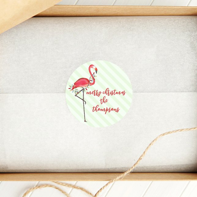 Frohe Weihnachten Pink Flamingo Custom Runder Aufkleber (Pink Flamingo Merry Christmas custom sticker.)