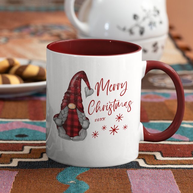 Frohe Weihnachten Rustikales Gnome in Red Buffalo  Tasse (Several colors to choose from.)