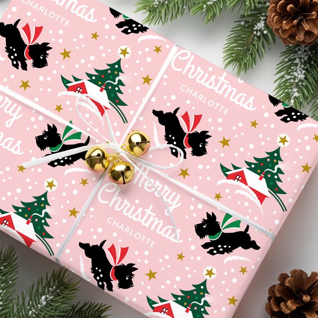 Frohe Weihnachten Scottie Dog Snow Fun Name Rosa Geschenkpapier (Von Creator hochgeladen)
