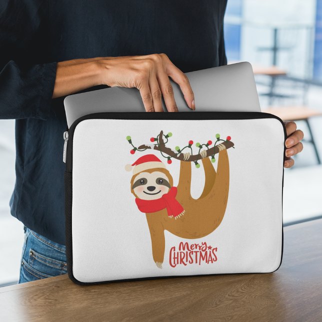 Frohe Weihnachten Sloth | Urlaub Laptopschutzhülle (Von Creator hochgeladen)