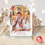 Frohe Weihnachts Familie Foto Arch Weihnachtskarte Feiertagskarte<br><div class="desc">Lovely arched-themed foto von Christmas Card. Easy to personalize with your details. Please get in touch with me via chat if you have anfragen about the artwork or need customization. PLEASE ANMERKUNG: For assistance on orders,  shipping,  product information usw.,  Kontakt Zazzle Customer Care directly https://help.zazzle.com/hc/en-us/articles/221463567-How-Do-I-Contact-Zazzle-Customer-Support-</div>