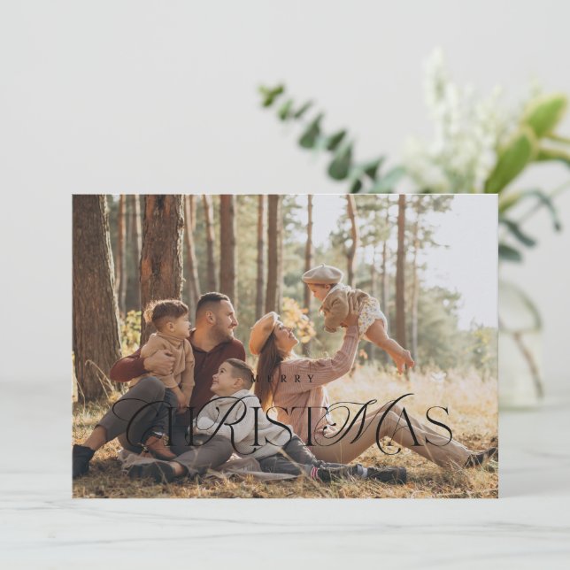 Frohe Weihnachts Typografie Foto-Karte Einladung (Stehend Vorderseite)