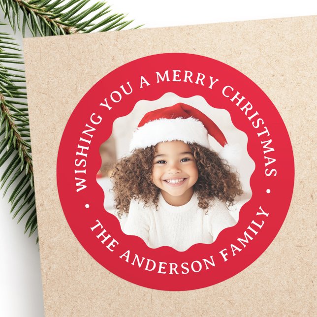 Frohe Weihnachts-weiße Grenze rotes Foto Runder Aufkleber (Merry Christmas wavy border red photo Classic Round Sticker)