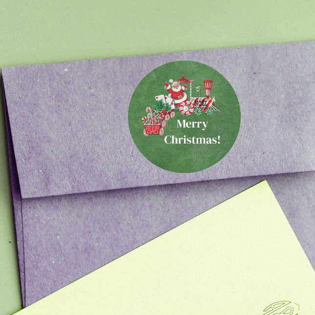 Frohe Weihnachtsbahn mit Santa Candy Canes Green Runder Aufkleber (Santa Claus on red white Merry Christmas train with candy and letters to Santa on Green sticker.)