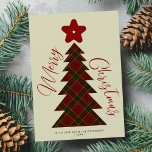 Frohe Weihnachtsbaum kariert Tartan Non-Foto Feiertagskarte<br><div class="desc">Retro-Stil rot dunkelburgund und Jäger grün kariert Tartan Baum und Sternen Formen und handgeschriebene Frohe Weihnachtsskript nicht Foto einfache Urlaubskarte. Einfach mit Ihrem Familiennamen und Jahr personalisieren.</div>