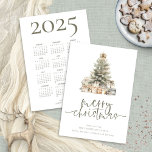 Frohe Weihnachtsbaum Sage Script 2025 Kalender Feiertagskarte<br><div class="desc">Moderne frohe Weihnachtsbaum Sage Script 2025 Kalender auf der Rückseite. Verfügbar in digitaler Form und gedruckt. Moderner Stil. Frohe Weihnachten ist in einem eleganten Set-Skript in der Weise und die Erholung des Textes können Sie leicht personalisieren, einschließlich Ihrem neuen Jahr Gruß auf der Rückseite. Sie können alle Farben für Text...</div>