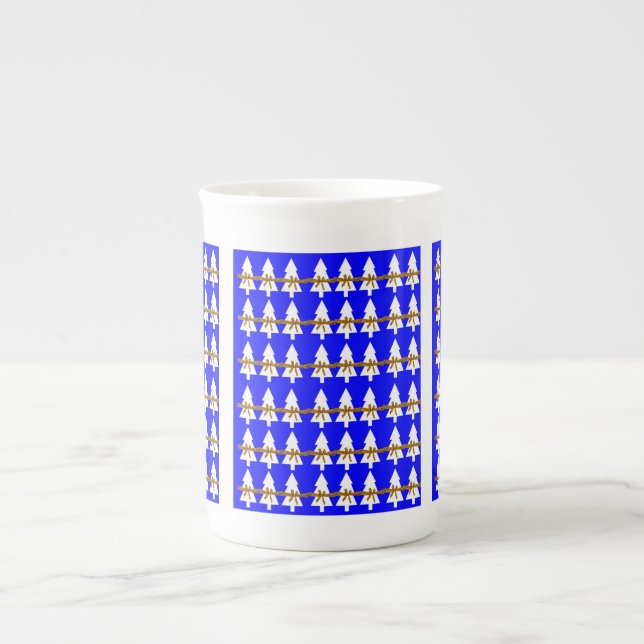 Frohe Weihnachtsbäume Knochen China Tasse Blau (Vorderseite)