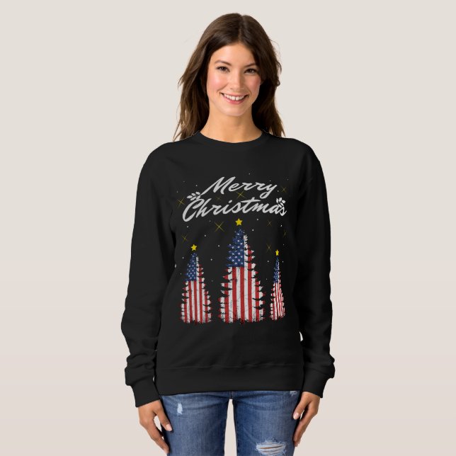 Frohe Weihnachtsbaumflagge Sweatshirt (Vorne ganz)