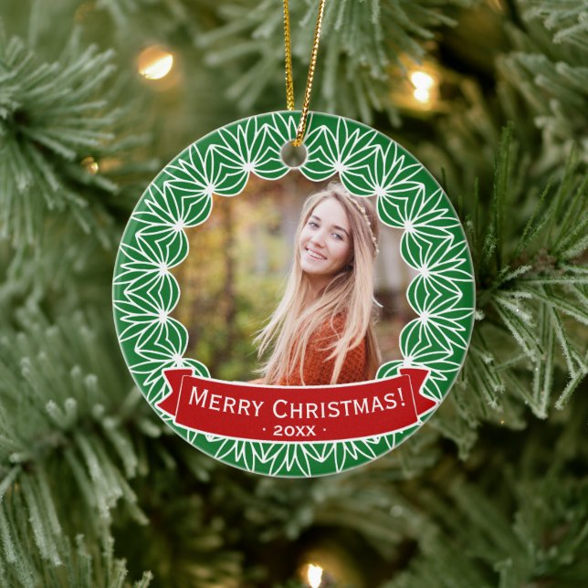 Frohe Weihnachtsfeier Personalisiertes Foto Keramikornament (Baum)