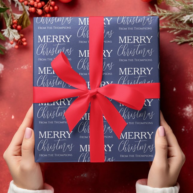Frohe Weihnachtskalligrafie Script Blue Whimsical Geschenkpapier (Merry Christmas calligraphy script navy blue wrapping paper)