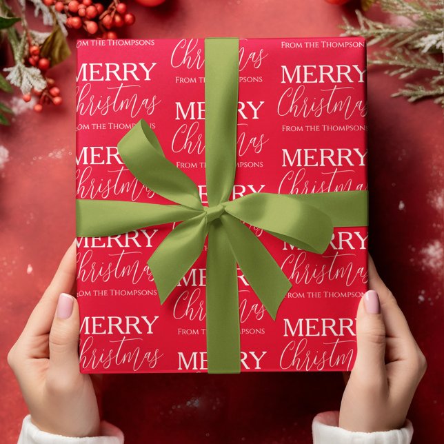 Frohe Weihnachtskalligrafie Script Red Whimsical Geschenkpapier (Merry Christmas calligraphy script custom wrapping paper. )