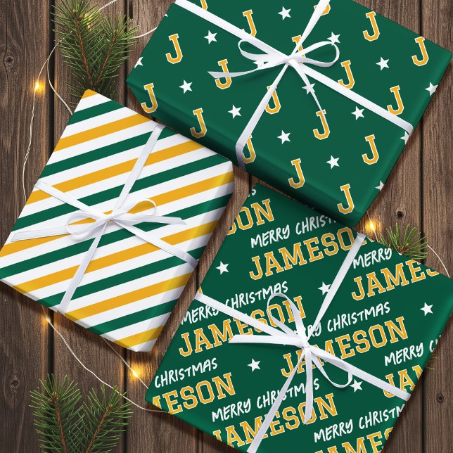 Frohe Weihnachtsnamen Monogram Green Gold Teens Geschenkpapier Set (Von Creator hochgeladen)