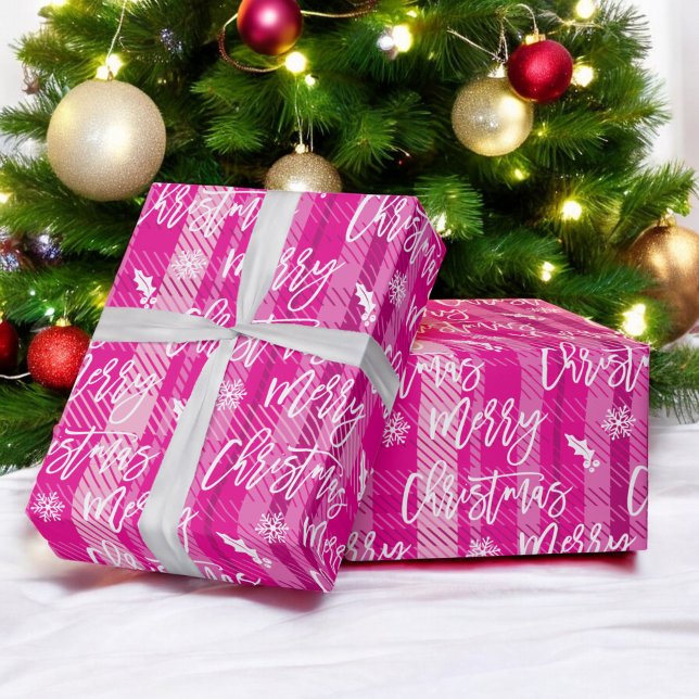 Frohe Weihnachtsschneeflocke mistletoe kariert Geschenkpapier (Merry Christmas snowflake mistletoe pink plaid Wrapping Paper)