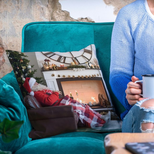 Frohe Weihnachtszeit warm und gemütlich Kamin Sant Kissen (Von Creator hochgeladen)