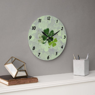 Frohen St. Patrick's Day Große Wanduhr