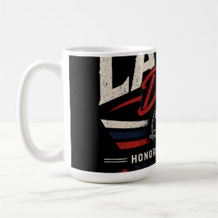 Frohen Tag der Arbeit Vintage-Typografie zur Ehrun Kaffeetasse
