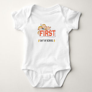 Froher erster Schultag Zurück zur Schule Baby Strampler