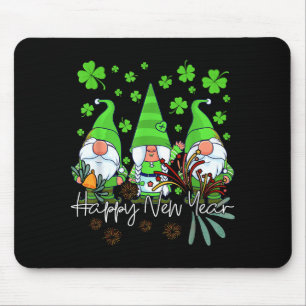 Frohes Neues Jahr 2023 Gnome Irische Patrick Tages Mousepad