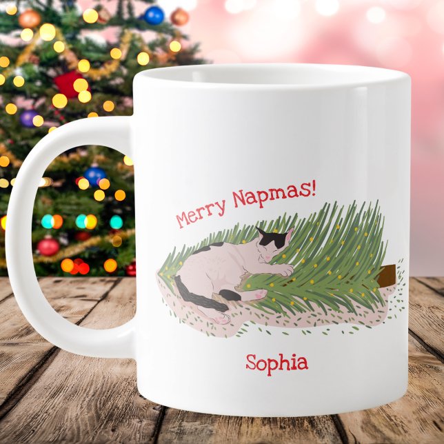 Fröhlich Napmas! Funny Cat vs Christmas Tree Jumbo-Tasse (Von Creator hochgeladen)