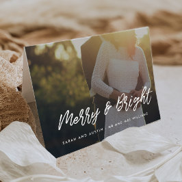 Fröhliche und helle moderne Typografie Weihnachts- Feiertagskarte