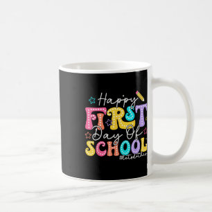 Fröhlicher erster Schultag Bleistift Lehrer Kinder Kaffeetasse